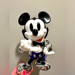 2023 Disney 100th Anniversary Platinum Metallic Mickey Sipper